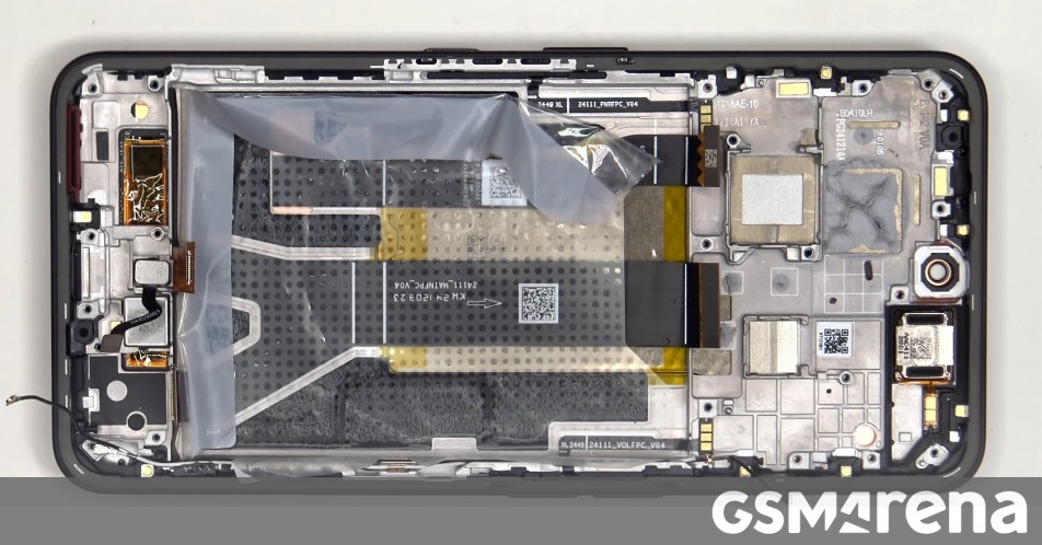 Nothing Phone (3a) gets a video teardown showing all its innards