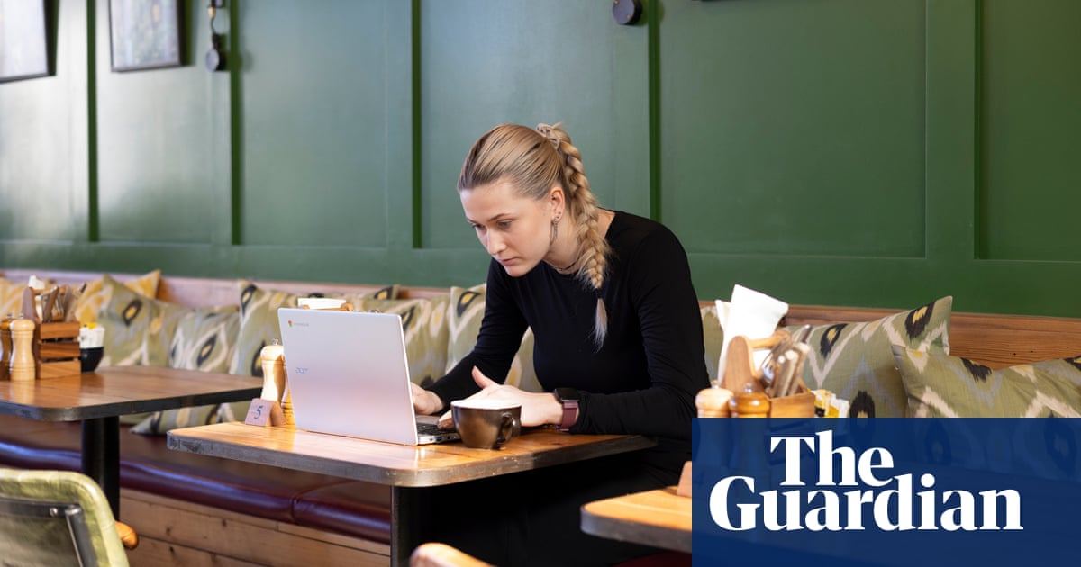 Laughter not laptops: cafe culture fights back against keyboard invaders | Laptops